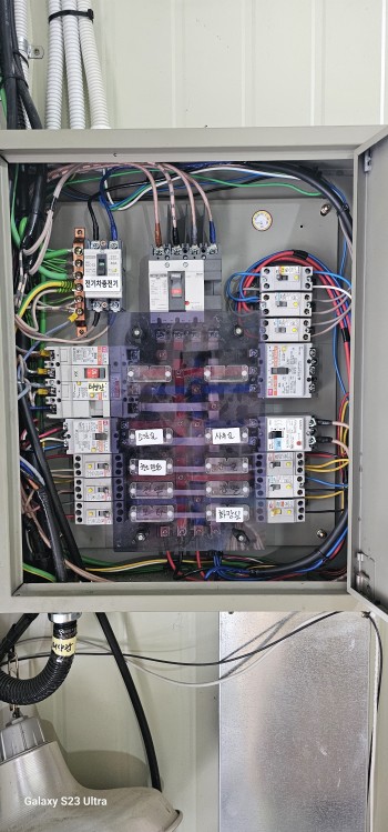 d10aab5ebc17f7a8c1f06ebdeef8172f_1748410748_01.jpg
